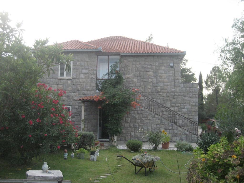 Apartments Duras Gruda Room photo
